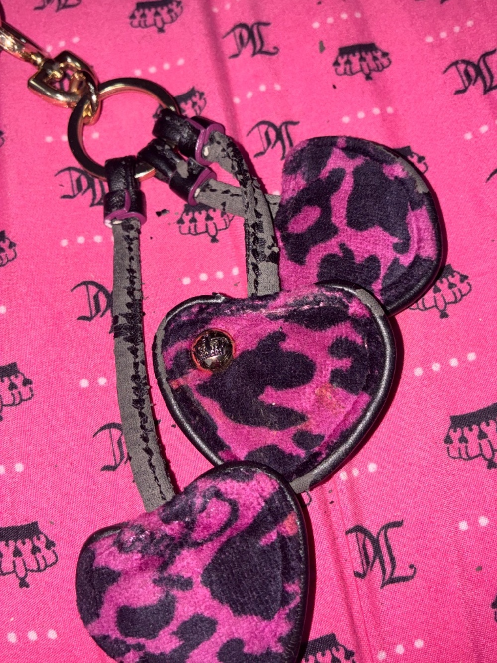 💖🔥 VINTAGE VELOUR JUICY COUTURE PURSE – RARE PLUM LEOPARD PRINT! 🔥💖 - Picture 4 of 9